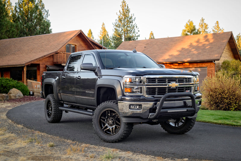 LUND Black Bull Bar w/ Light & Wiring | Chevrolet Silverado 2500HD/3500HD (20-22) / GMC Sierra 2500HD/3500HD (20-26) (47121201)