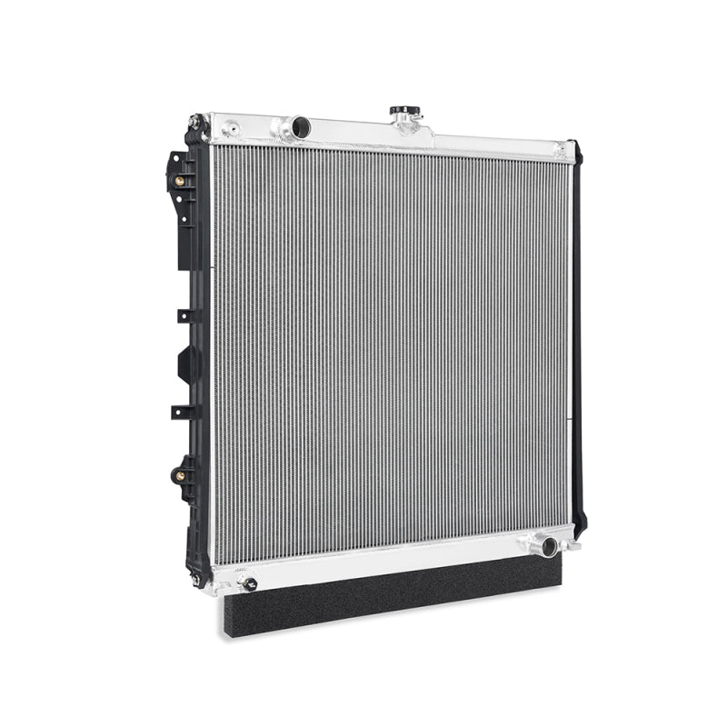 Mishimoto Performance Aluminum Radiator | Toyota Tundra (07-21) (MMRAD-TUN-07)