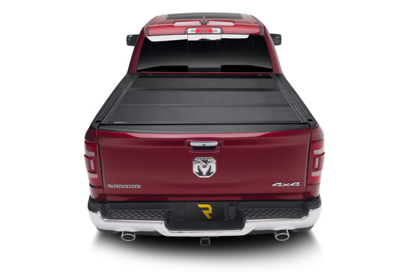 UnderCover Armor Flex Hard Folding Bed Cover 5ft (FITS) Matte Black: Jeep Gladiator (18-26)