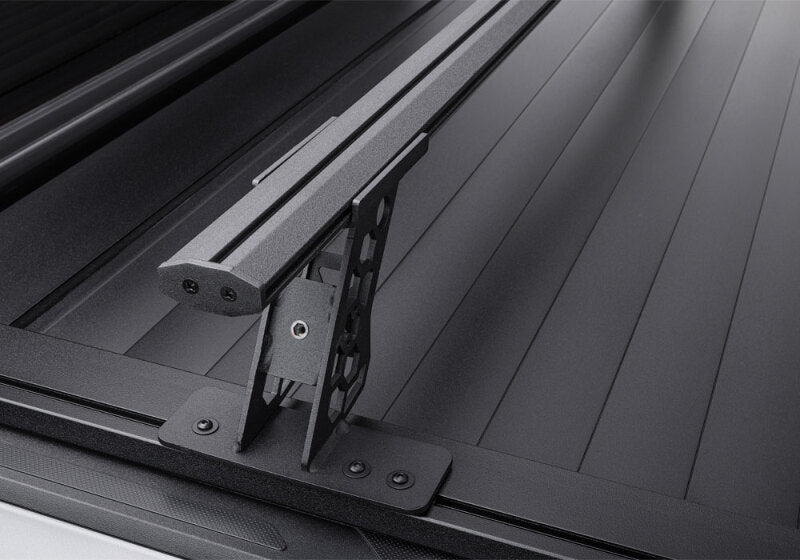 RetraxPRO XR 5.5ft Bed Tonneau Cover | Toyota Tundra (22-26) (T-80861)