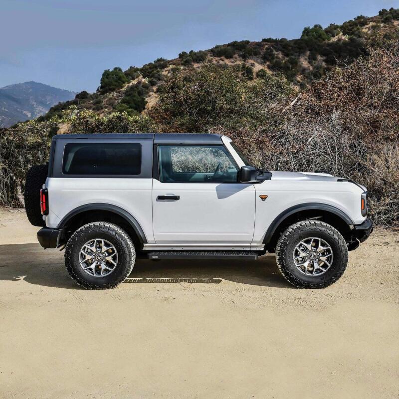 Westin Grate Steps Running Boards | Ford Bronco (21-26) 54in Textured Black (27-74705)