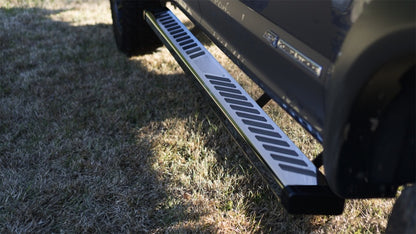 LUND 09-17 Dodge Ram 1500 Summit Ridge 2.0 Running Boards | Ram 1500/2500/3500 (09-24) (28665028)