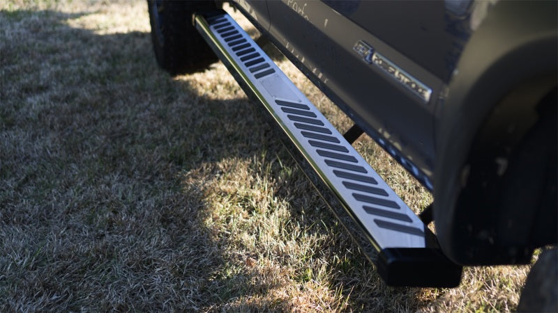 LUND 2.0 Running Boards | Chevrolet Silverado 1500 / GMC Sierra 1500 (19-26) (28665044)