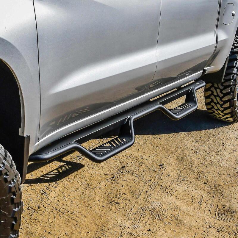 Westin Outlaw Drop Nerf Step Bar | Chevrolet Silverado / GMC Sierra (19-26) (20-14135)