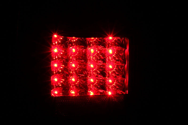 ANZO LED Tail Light Assembly | Toyota 4Runner (01-02) (311099)