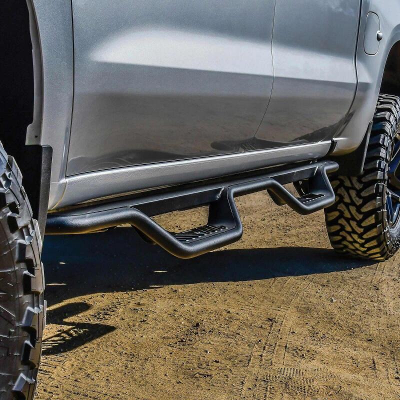 Westin Outlaw Drop Nerf Step Bar | Chevrolet Silverado / GMC Sierra (19-26) (20-14135)