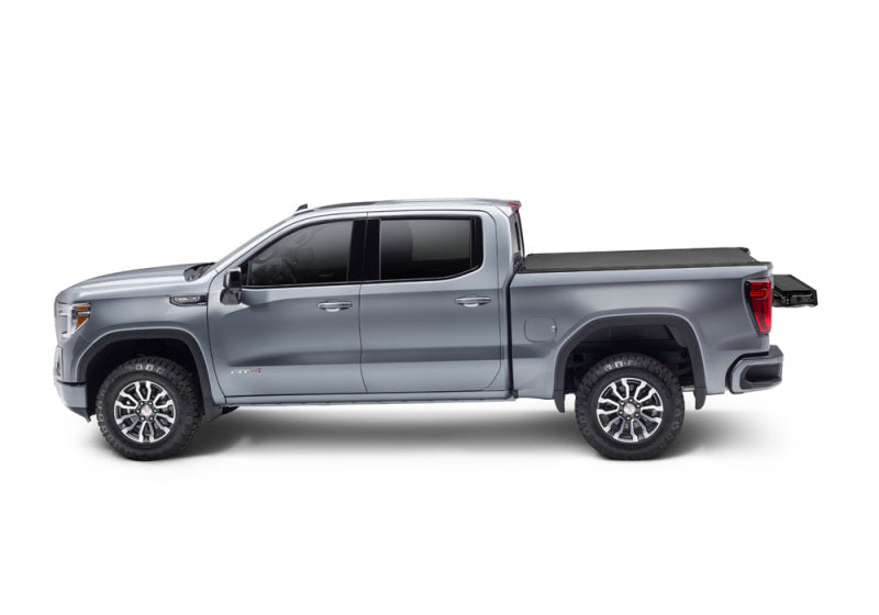 BAK Revolver X4s Hard Roll-Up Tonneau Cover | Chevrolet Colorado (15-22) / GMC Canyon (15-22) / Chevrolet Colorado ZR2 (17-22) (80126)