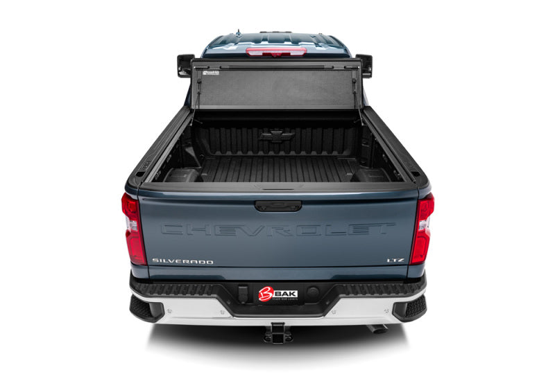 BAK 6ft 9in Bed BAKFlip G2 | Chevrolet Silverado 2500HD/3500HD (20-26) / GMC Sierra 2500HD/3500HD (20-26) (226133)