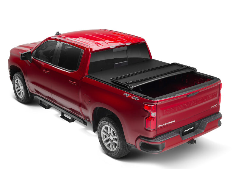 Lund Genesis Tri-Fold Tonneau Cover | Chevrolet Silverado 1500 / GMC Sierra 1500 (19-26) / Silverado ZR2 / Sierra AT4 / AT4X (22-26) (950292)