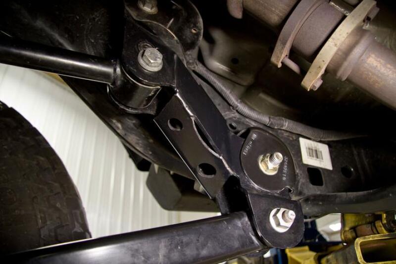 JKS Manufacturing Control Arm Geometry Correction Brackets 2-4.5in Lift (F&R): Jeep Wrangler JK 2007-2018
