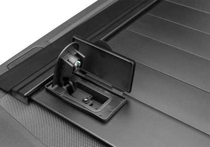 RetraxPRO MX Bed Cover | Ford F-150 (15-20), Raptor (17-20) (80373)