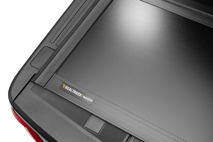 Undercover Ultra Flex Bed Cover | Ford F-150 (21-23) / F-150 (24-26) / F-150 Raptor (21-23) / F-150 Raptor (24-26) / F-150 Lightning (22+) (UX22029)