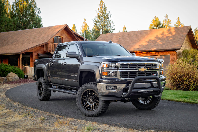 LUND Black Bull Bar w/ Light & Wiring | Chevrolet Silverado 2500HD/3500HD (20-22) / GMC Sierra 2500HD/3500HD (20-26) (47121201)
