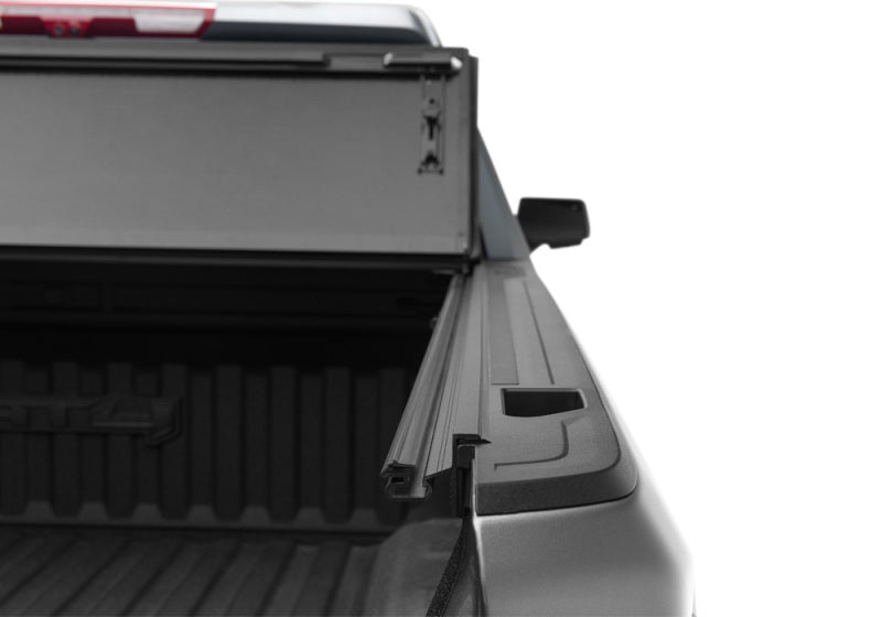 BAK F1 Hard Folding Tonneau Cover | Chevrolet Silverado 2500HD/3500HD / GMC Sierra 2500HD/3500HD (20-26) (772133)