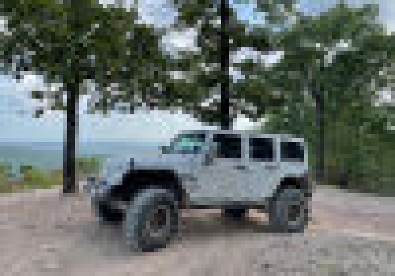 Superlift 4in Rock Runner Long Arm Lift Kit w/ Fox RES Shocks: Jeep Wrangler (07-18)