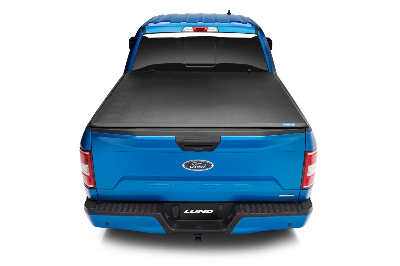 Lund 19-23 Ford Ranger (6ft Bed) Genesis Tri-Fold Tonneau Cover | Ford Ranger (19-26) (950113)