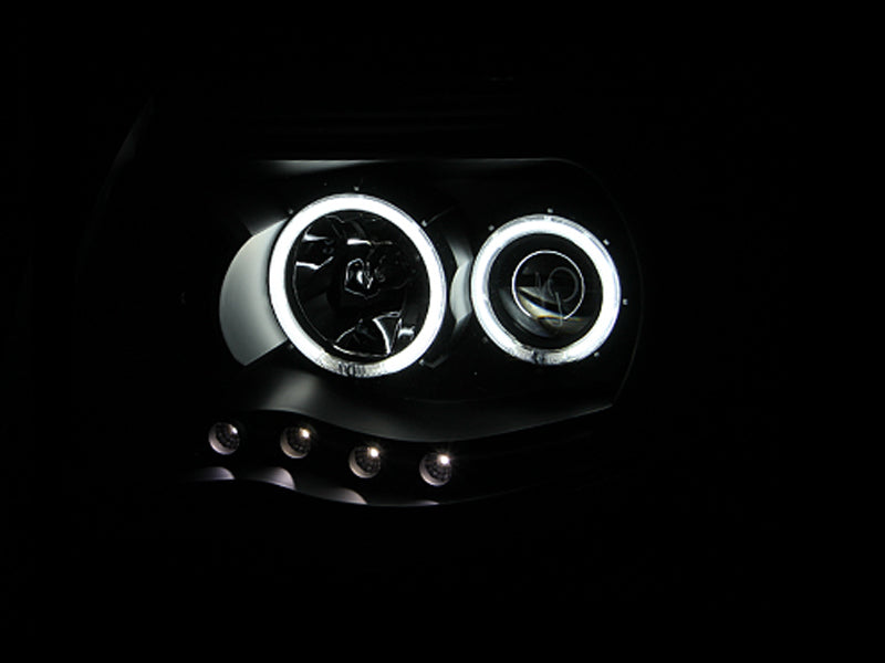 ANZO Projector Headlight Set w/ Halo Black | Toyota Tacoma (05-11) (121282)