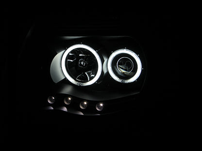 ANZO Projector Headlight Set w/ Halo Black | Toyota Tacoma (05-11) (121282)