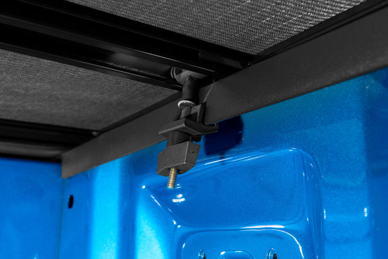 LUND 04-14 Ford F-150 Tri-Fold Tonneau Cover | Ford F-150 (04-14) (95872)