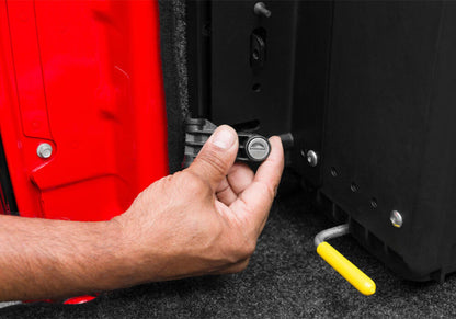 Undercover SwingCase | Ford F-150 (24-26) / Raptor (21-26) / Lightning (22+) (SC203D)