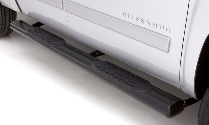 LUND 6in. Oval Steel Nerf Bars | Chevrolet Silverado 1500 / GMC Sierra 1500 (19-26) (26610567)