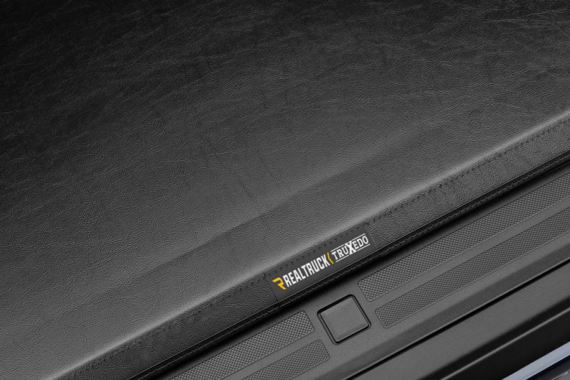 Truxedo 6ft 6in TruXport Bed Cover | Ford F-150 (24-26) (298301)