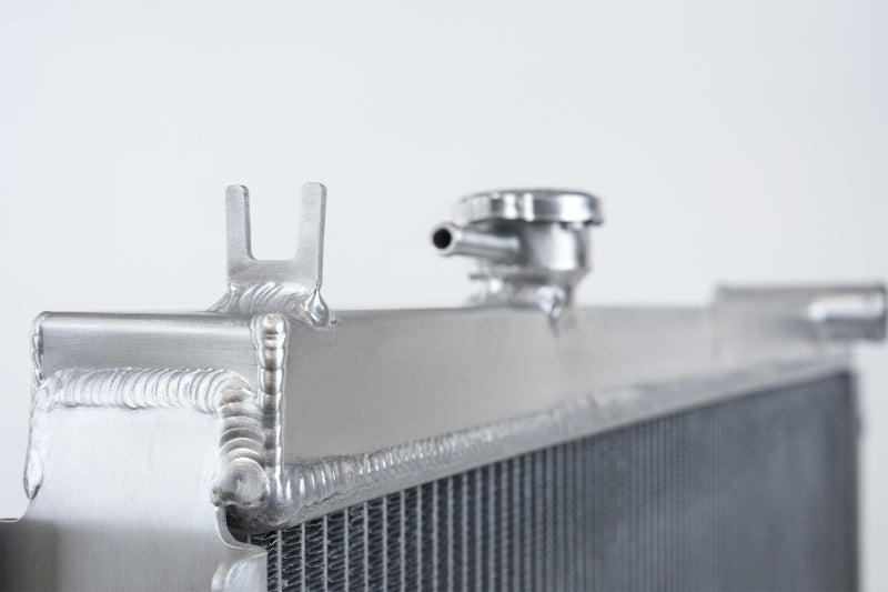 CSF Heavy Duty All Aluminum Cooling Radiator | TOYOTA Tacoma 2.7L (L4)/3.4L (V6) Automatic 1995-2004