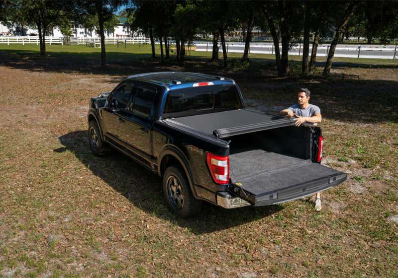 BAK Revolver X4s 6.5ft Bed Cover | Ford F-150 (21-23) / Lightning (2022+) (80337)