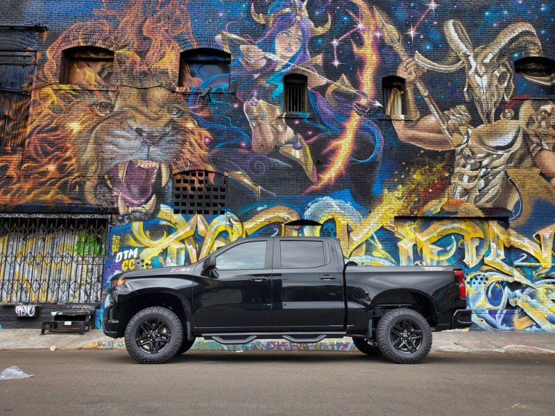 Body Armor 4x4 Ambush Side Steps | Chevrolet Silverado 1500 / 2500HD / 3500HD (19-26) (GM-4200) Nerf Bars & Running Boards offroad accessory | Iron Ridge Offroad