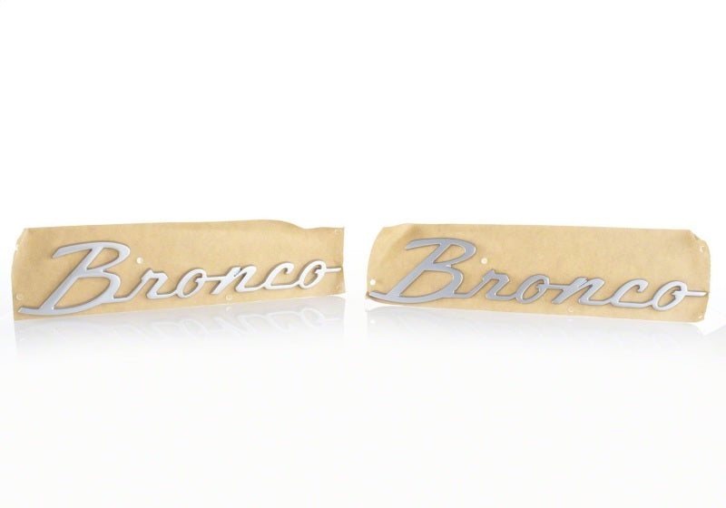 Ford Racing Silver Bronco Script Fender Badge | Ford Bronco (21-26) (M-1447-BSS)
