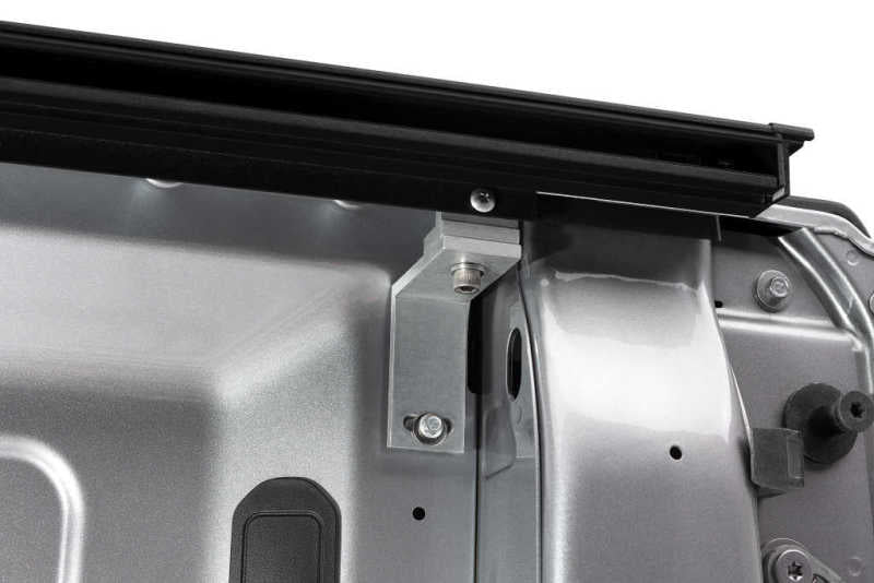 Roll-N-Lock Retractable Tonneau Cover | Ram 1500 (19-24/25-26/21-24 TRX) (BT401A)