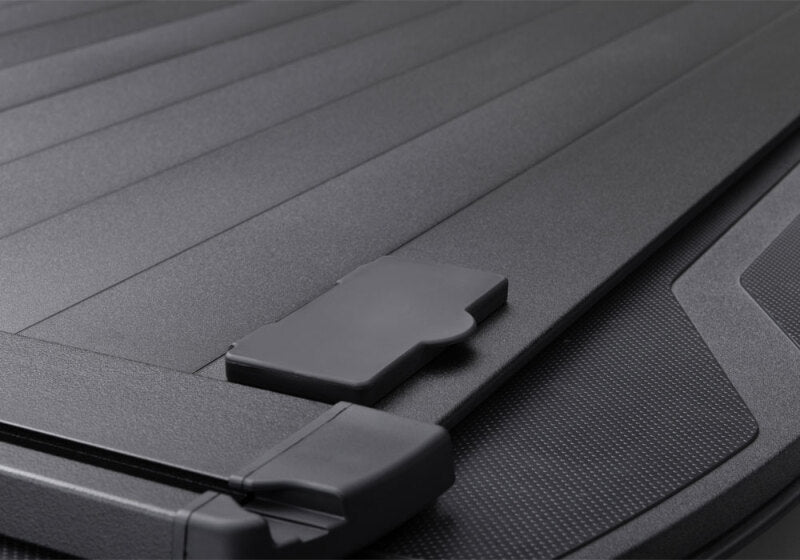 RetraxPRO XR 5.5ft Bed Tonneau Cover | Toyota Tundra (22-26) (T-80861)