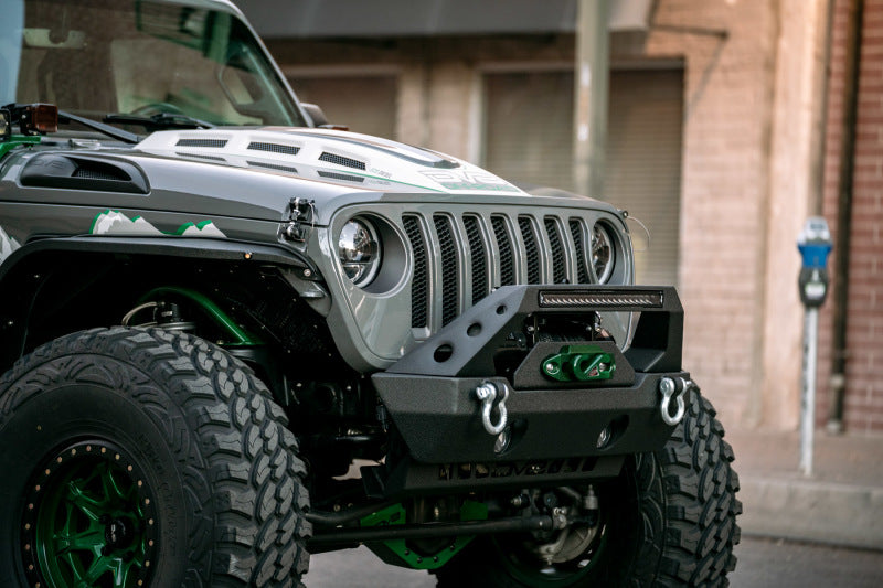 DV8 Offroad Primer Black Heat Dispersion Hood: Jeep Wrangler (18-21) / Gladiator (20-21)