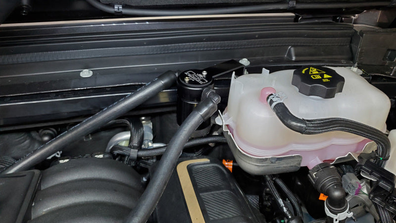 J&L 3.0 Oil Separator Black Anodized (PASSENGER): Jeep Wrangler Unlimited JL Rubicon 392 6.4L 2021-2024