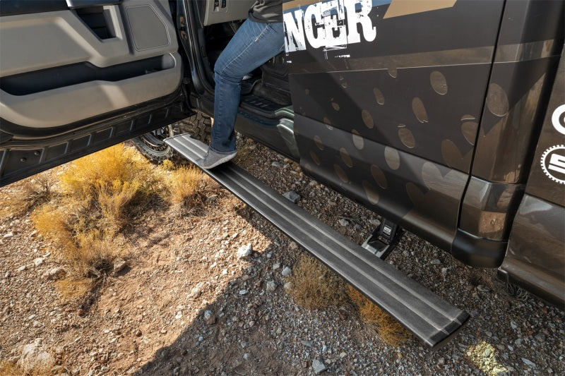 AMP Research PowerStep | Chevrolet Silverado 2500HD/3500HD (20-26)) / GMC Sierra 2500HD/3500HD (20-26) (86147-01A)