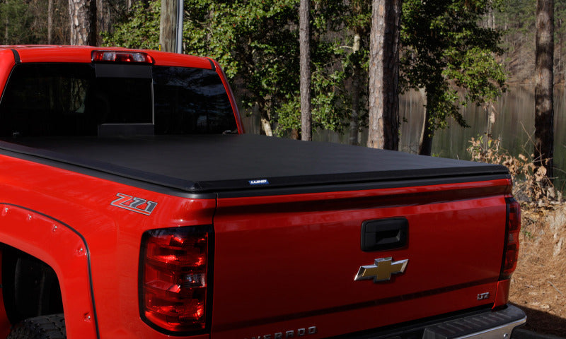 Lund Hard Fold Tonneau Cover | Dodge Ram 1500 (02-17) Fleetside 8ft Bed (969254)