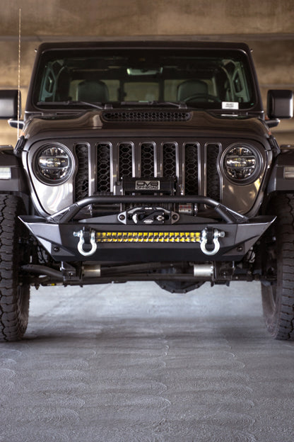 DV8 Offroad FS-1 Series Stubby Front Bumper: Jeep Gladiator / Wrangler (18-26) - Black Powder Coat