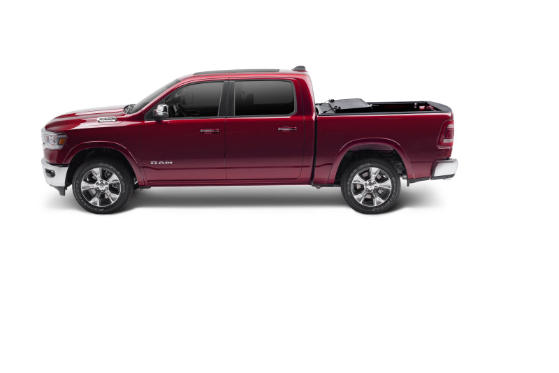 Undercover Flex Folding Bed Cover 6.4ft: Fits Dodge / Ram 1500 / 2500 / 3500 (02-26) - Black