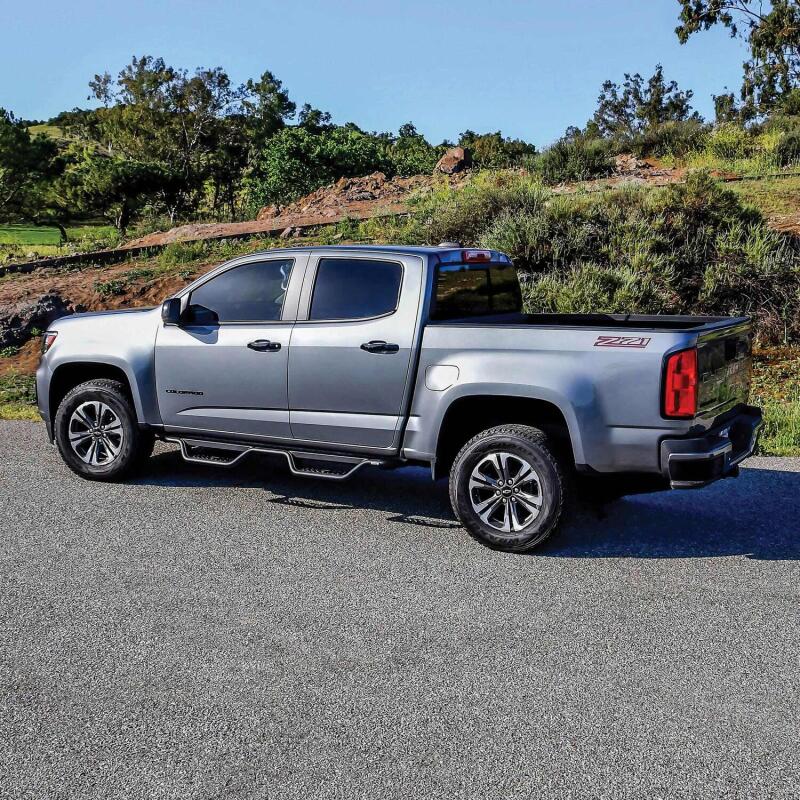 Westin Outlaw Nerf Step Bars | Chevrolet Colorado / GMC Canyon (15-22 / 15-22 ZR2) (20-14015)