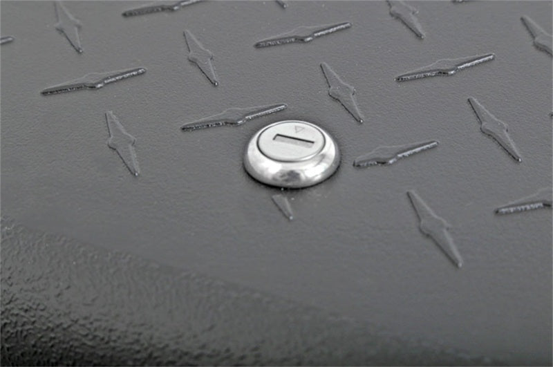 Dee Zee Universal Full Size Crossover Tool Box | Ford Ranger (19-26) (DZ6170P)