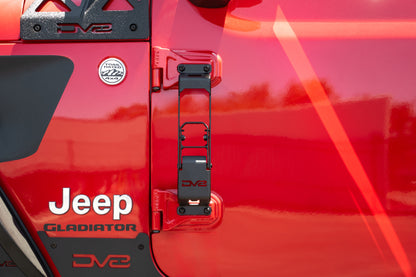 DV8 Offroad Powder Coated Hinge Mounted Step: Jeep Wrangler / Gladiator (2018-2026)