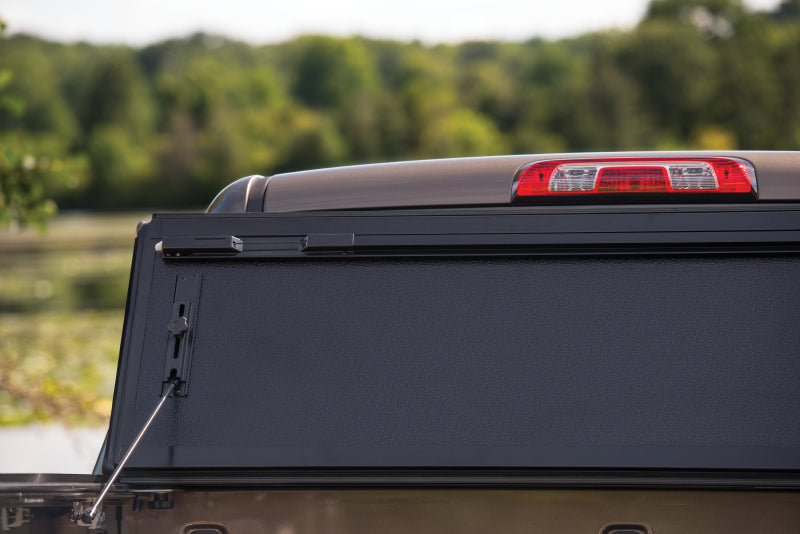 BAK 19-20 Dodge Ram (w/o Ram Box) 5ft 7in Bed BAKFlip FiberMax | RAM 1500 (19-20, 21-26) (1126227)