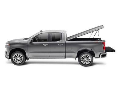 UnderCover Elite LX Hard Tonneau Cover | GMC Sierra 1500 / Sierra AT4 (19-26) (UC1208L-G7C)