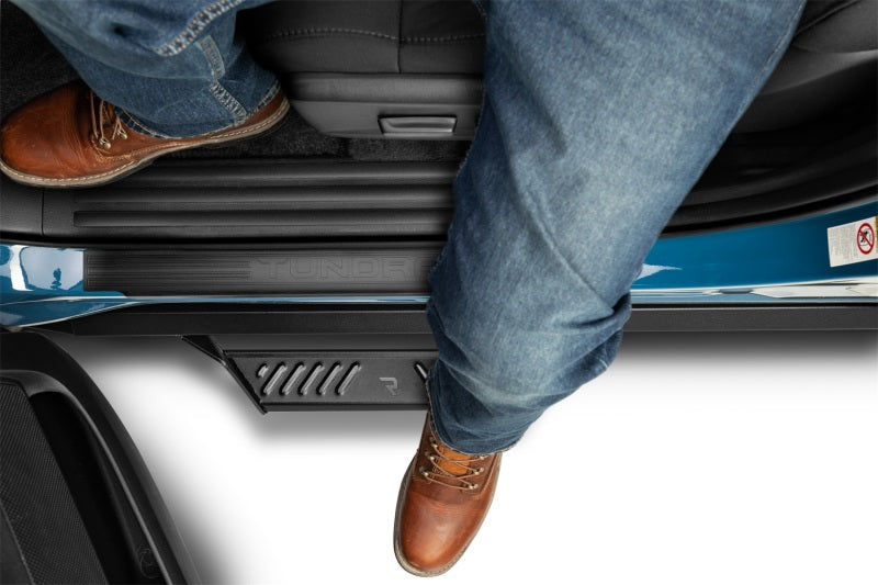 N-Fab Predator Pro Step System | Toyota Tundra (07-17, 14-21) (PRT0784CC-TX)