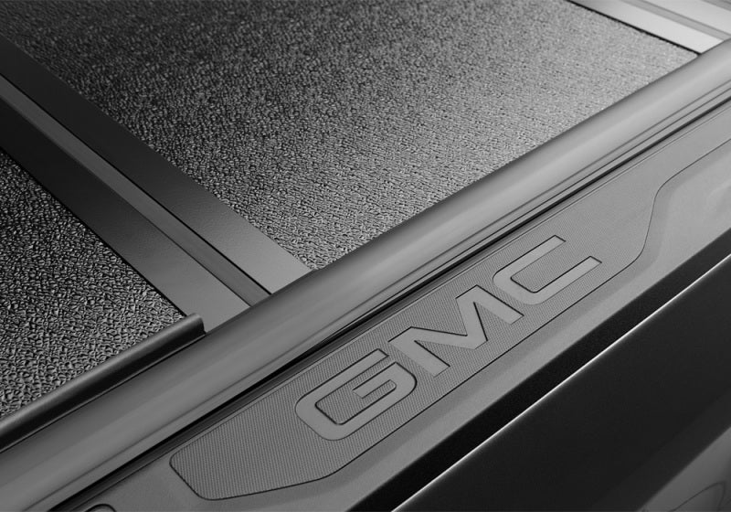 BAK F1 Hard Folding Tonneau Cover | Chevrolet Silverado 1500 (19-26) / ZR2 (22-26) / GMC Sierra AT4 (22-26) / AT4X (22-26) (772130)