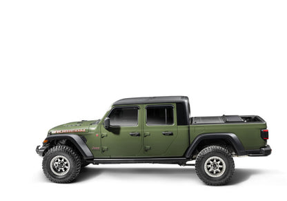 BAK 21-25 Ford F-150 (Incl. 2022+ Lightning) 5.7ft Bed BAKFlip MX4 TS | Ford F-150 (21-25, 24-26), Lightning (22-26)