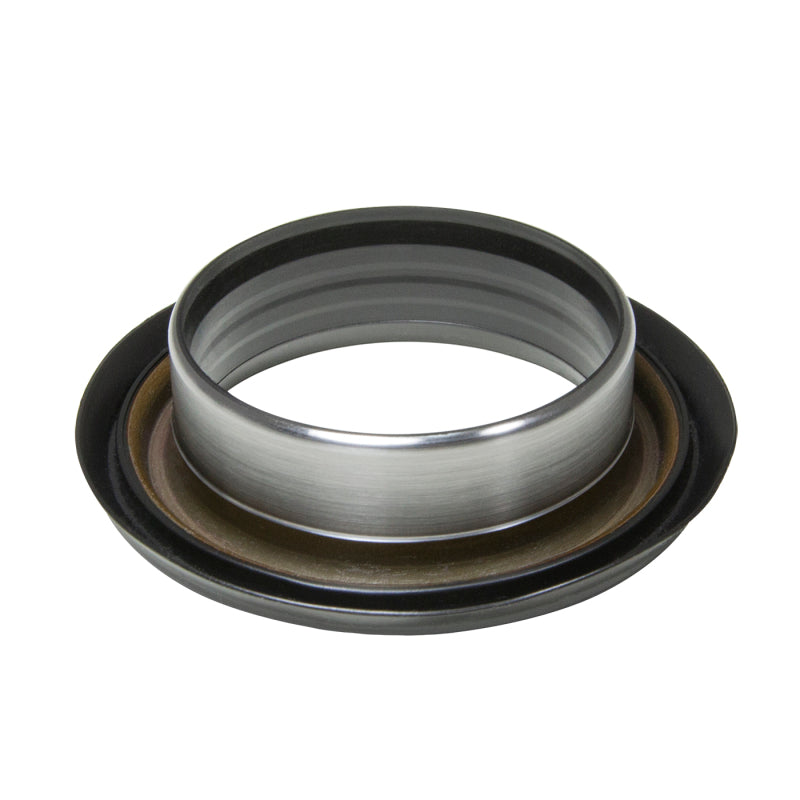 Yukon Gear Adapter Sleeve for GM 8.6in/9.5in Yokes | Chevrolet Colorado / GMC Canyon (15-22) (YY GM26060975)