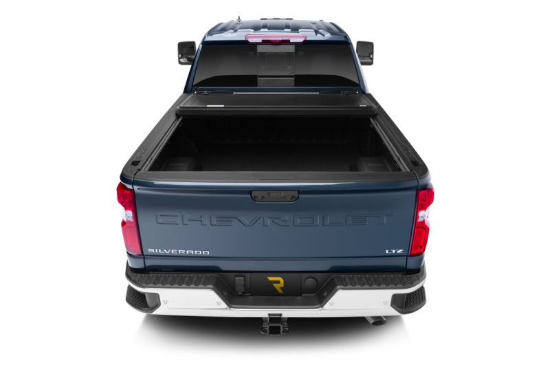 Undercover ArmorFlex Hard Folding Tonneau Cover | Chevrolet Silverado 2500HD / 3500HD / GMC Sierra 2500HD / 3500HD (20-26) (AX12024)