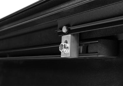 RetraxPRO XR 5ft Double Cab Tonneau Cover | Toyota Tacoma (16-23) (T-80851)