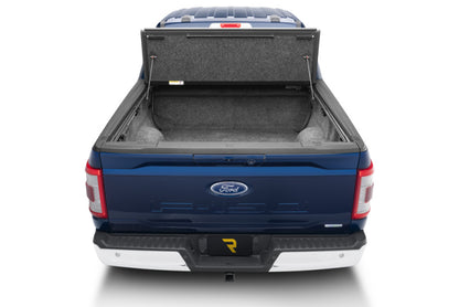 Undercover Ultra Flex Bed Cover | Ford F-150 (21-23) / F-150 (24-26) / F-150 Raptor (21-23) / F-150 Raptor (24-26) / F-150 Lightning (22+) (UX22029)
